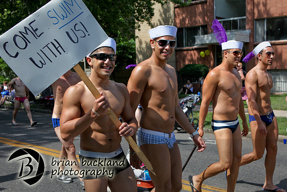 Pride-3048